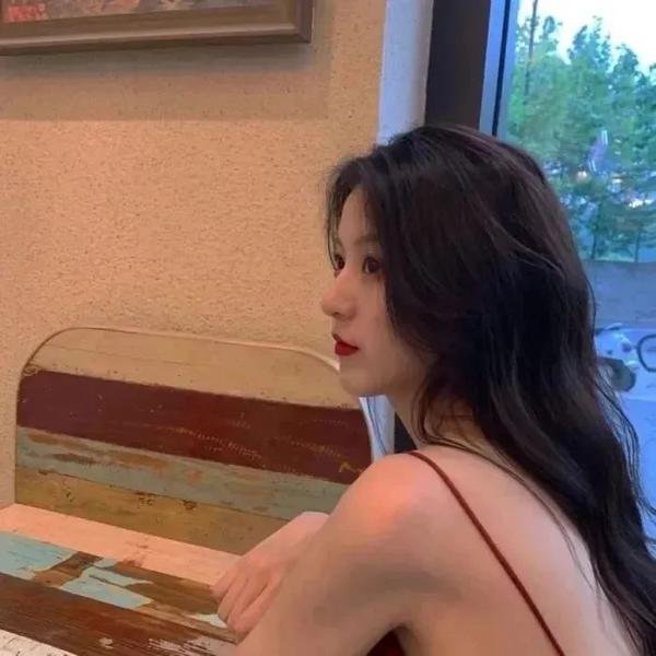 三个俄罗斯女孩